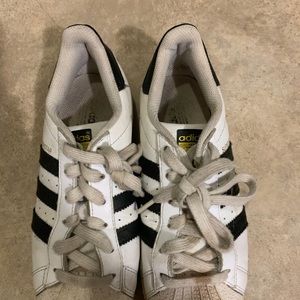 SIZE 5 WOMENS ADIDAS